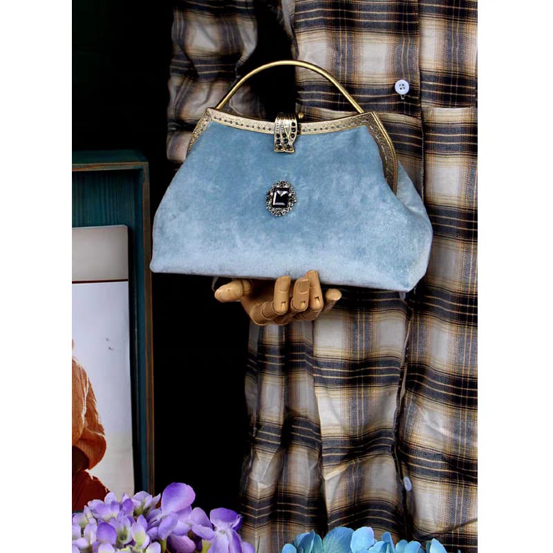 Sac à Main Vintage Bleu Ciel Élégant 💎