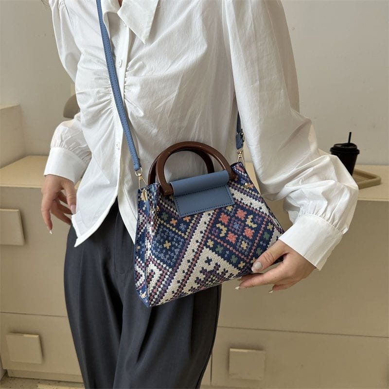 👜 Sac à main chic à motifs ethniques – Élégance moderne & charme artisanal ✨🤎